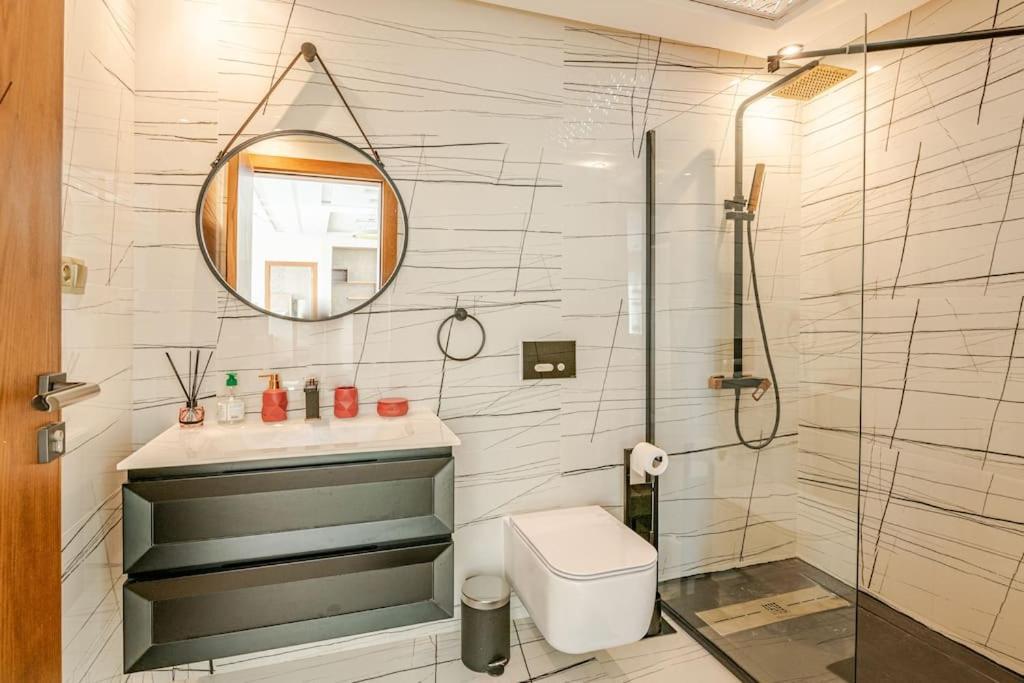 Royale Duplexe Pleine Centre Tanger Apartment Exterior photo